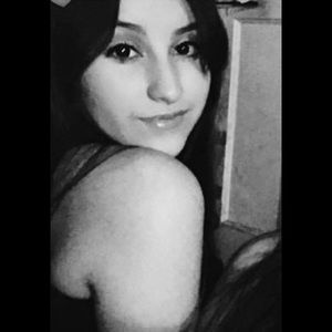 Meet your Posher, Adele